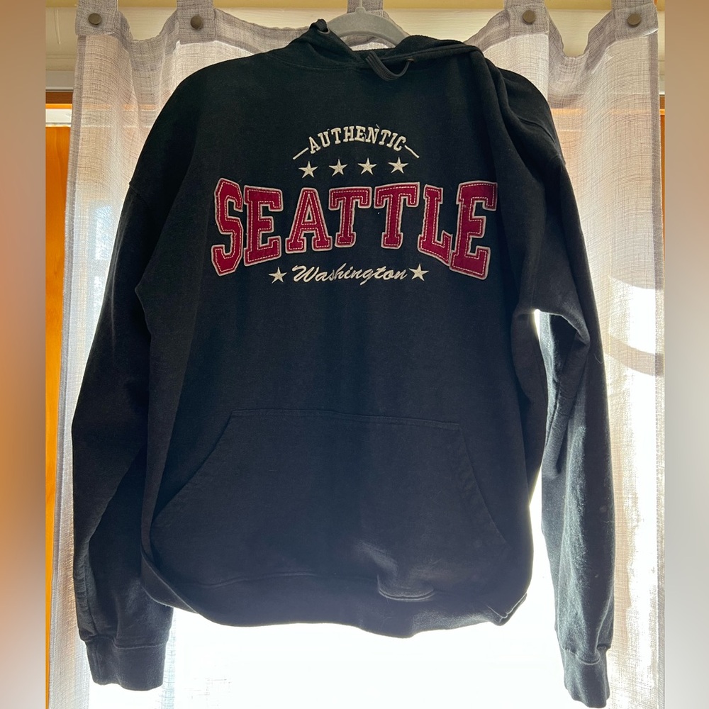 Seattle Washington Graphic Black Hoodie
